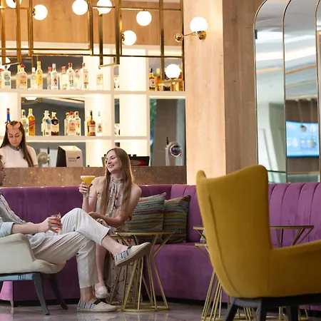 Üdülőközpont Sailor's Club 5*